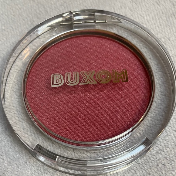 Buxom Wanderlust Primer-Infused Blush - Picture 1 of 4